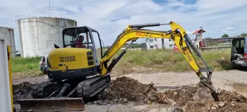 Mini bager Yanmar • Neuson Wacker 50z3 , godište 2008 • slika 2
