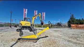 Mini bager Yanmar • Neuson Wacker 50z3 , godište 2008 • slika 4