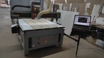 Glodalica za drvo CNC RUTER, godište 2025 • slika 2