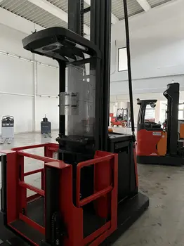 None Linde • Linde V12, godište 2010 • slika 4