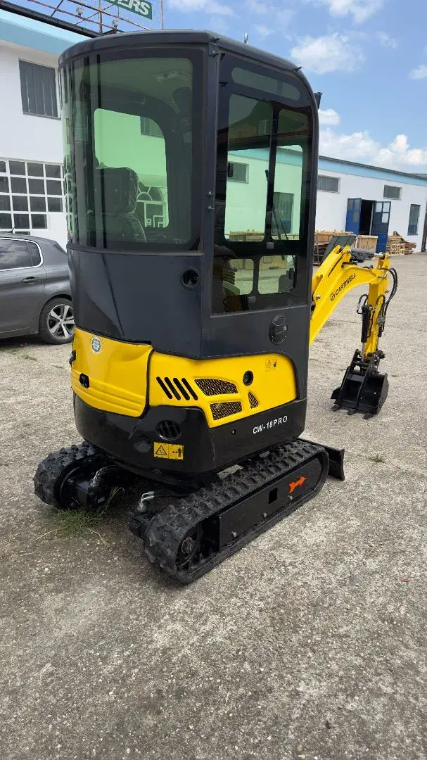 Mini bager Cartiwell • CW 16 PRO Kubota, godište 2025 • 4