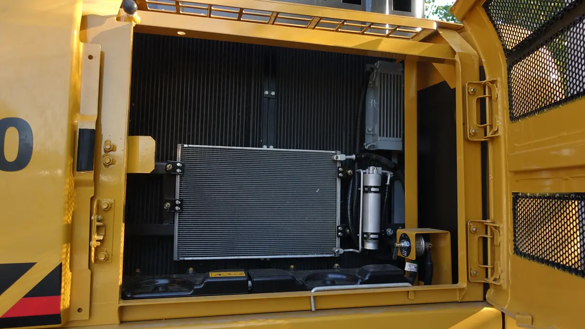 Bager guseničar Tlera • TL210, godište 2025 • 4