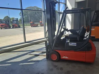 Električni viljuškar Linde • E16C-02, godište 2000 • slika 2