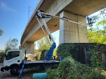 Auto dizalica sa korpom Oil & Steel • 2112 Smart, godište 2014 • slika 4