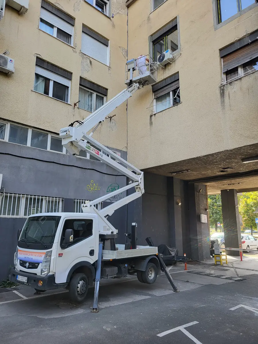 Auto dizalica sa korpom Comet Eurosky 219HQ, godište 2019 • 5