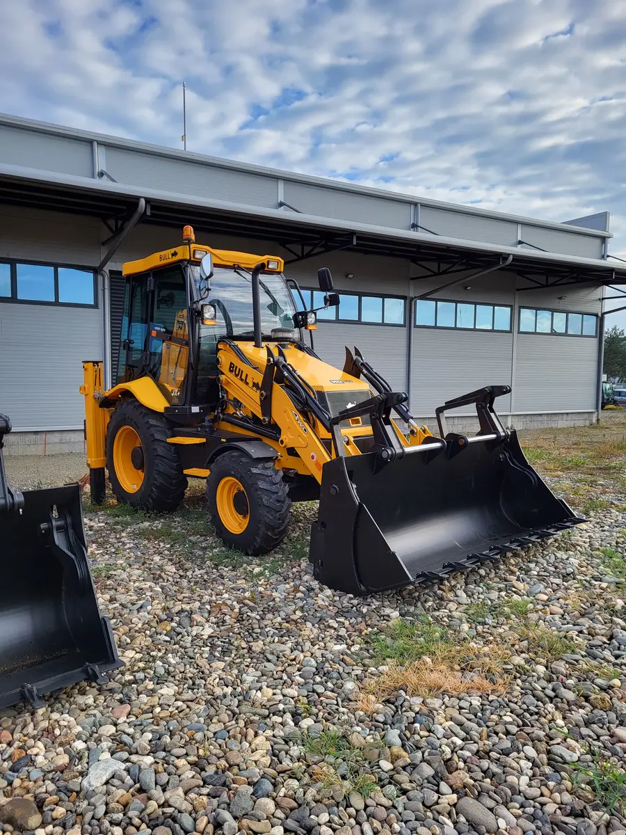 None Bull • HD100, godište 2024 • 1