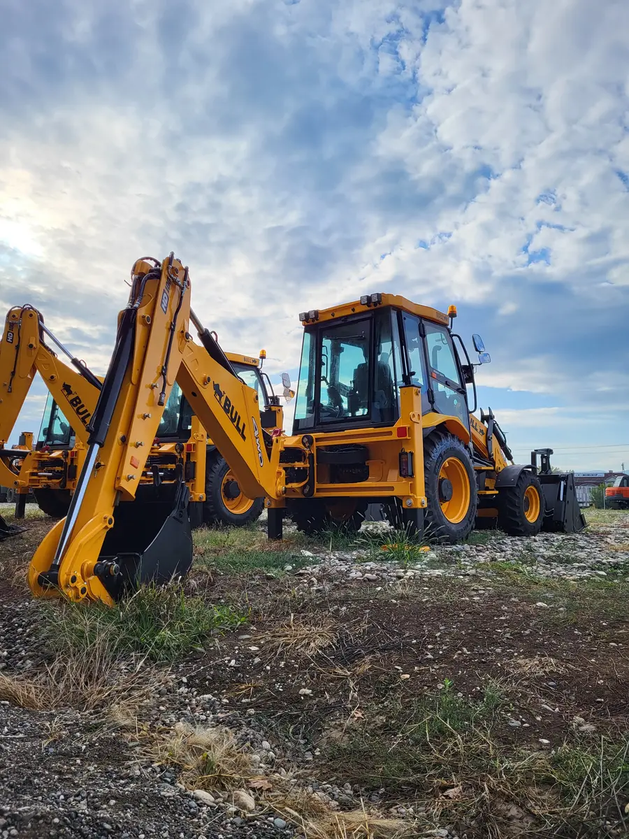 None Bull • HD100, godište 2024 • 6