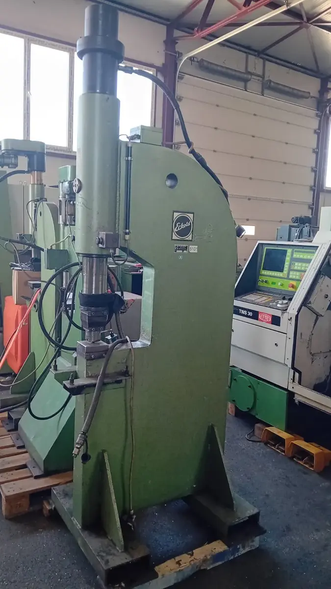Presa za lim Ostalo • Eckold UW 300.30, godište 1987 • 6