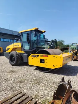 Valjci • Kombinovani valjak • Shantui • SR16-5