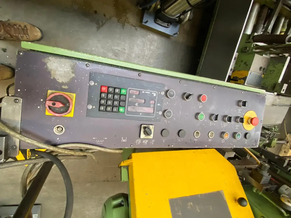 None Automatska testera •  Behringer • HBP260A, godište 1987 • 8