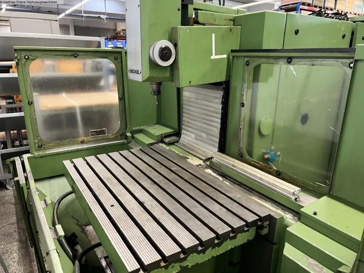 Glodalica Deckel • FP 4 NC • 2