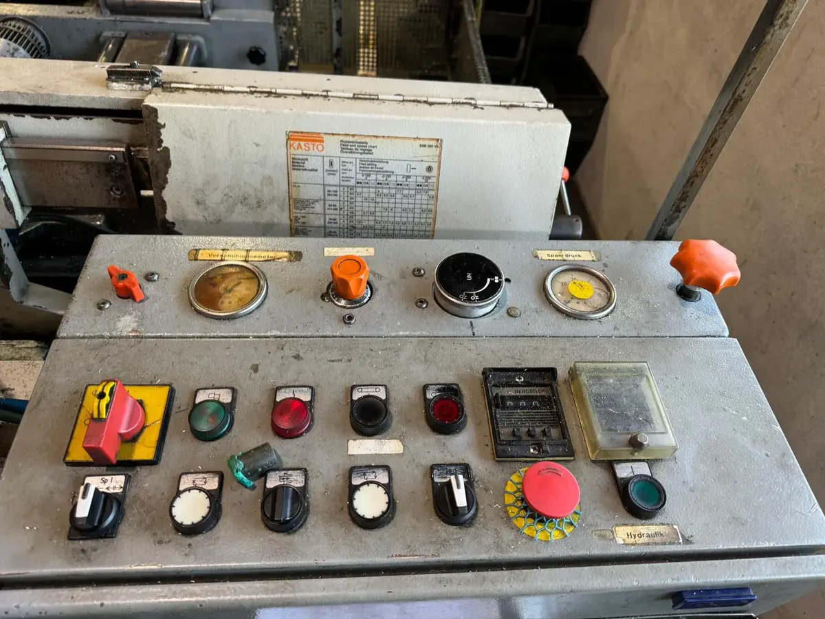 None Tračna testera automatska   • KASTO • SBA 260AU, godište 1996 • 2