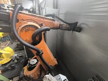 None Robotska ruka  • KUKA Roboter GmbH. • KR 60L45-3, godište 2007 • slika 4