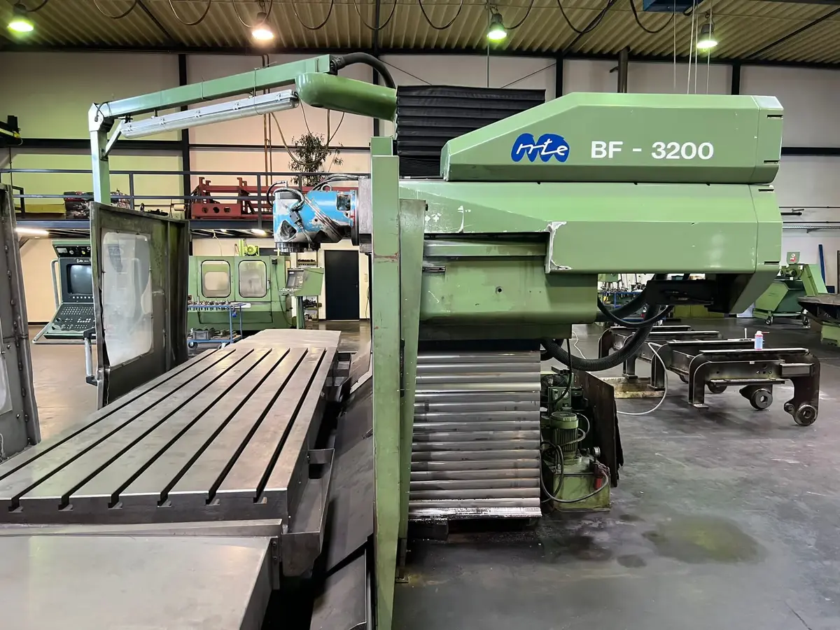 Glodalica MTE • CNC glodalica BF3200, godište 1996 • 4