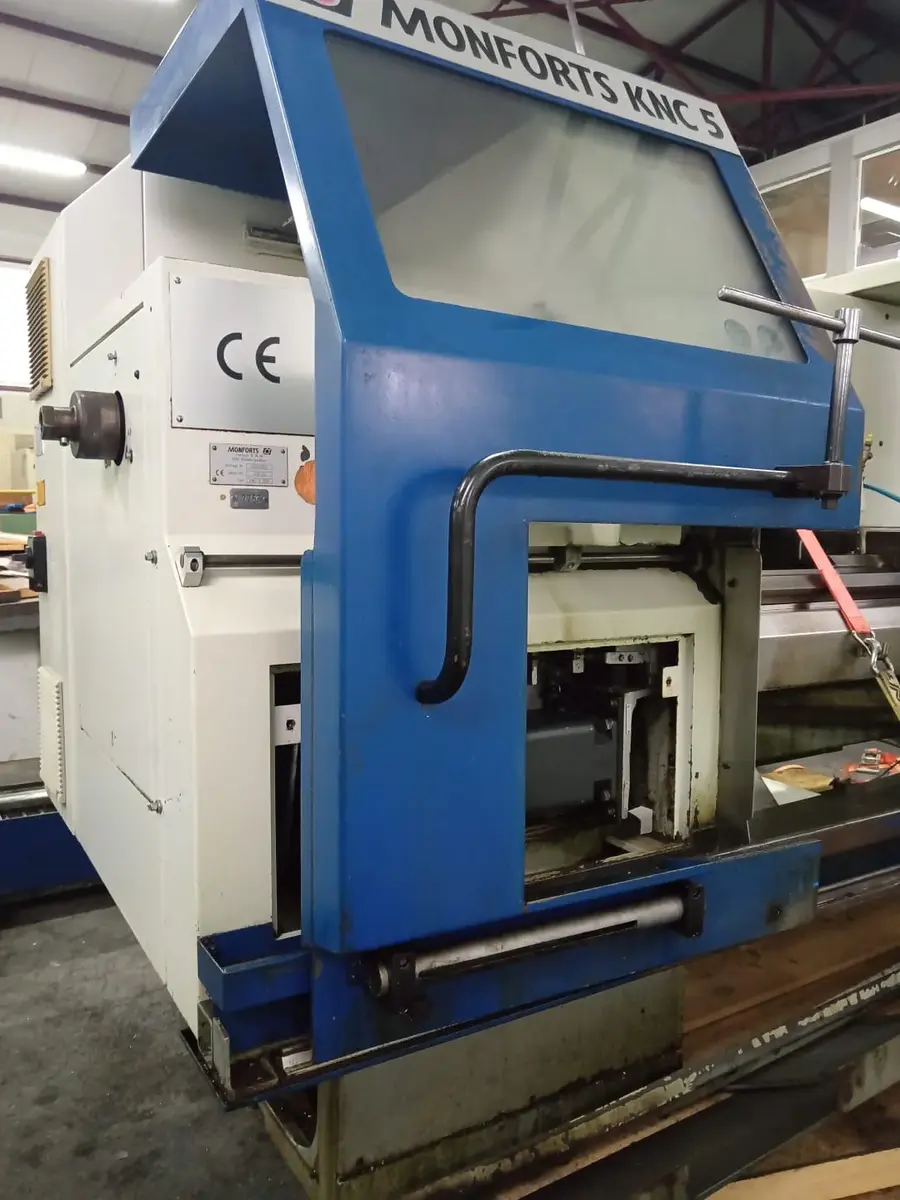 Strug  KNC 5 1500 CNC strug, godište 2005 • 4