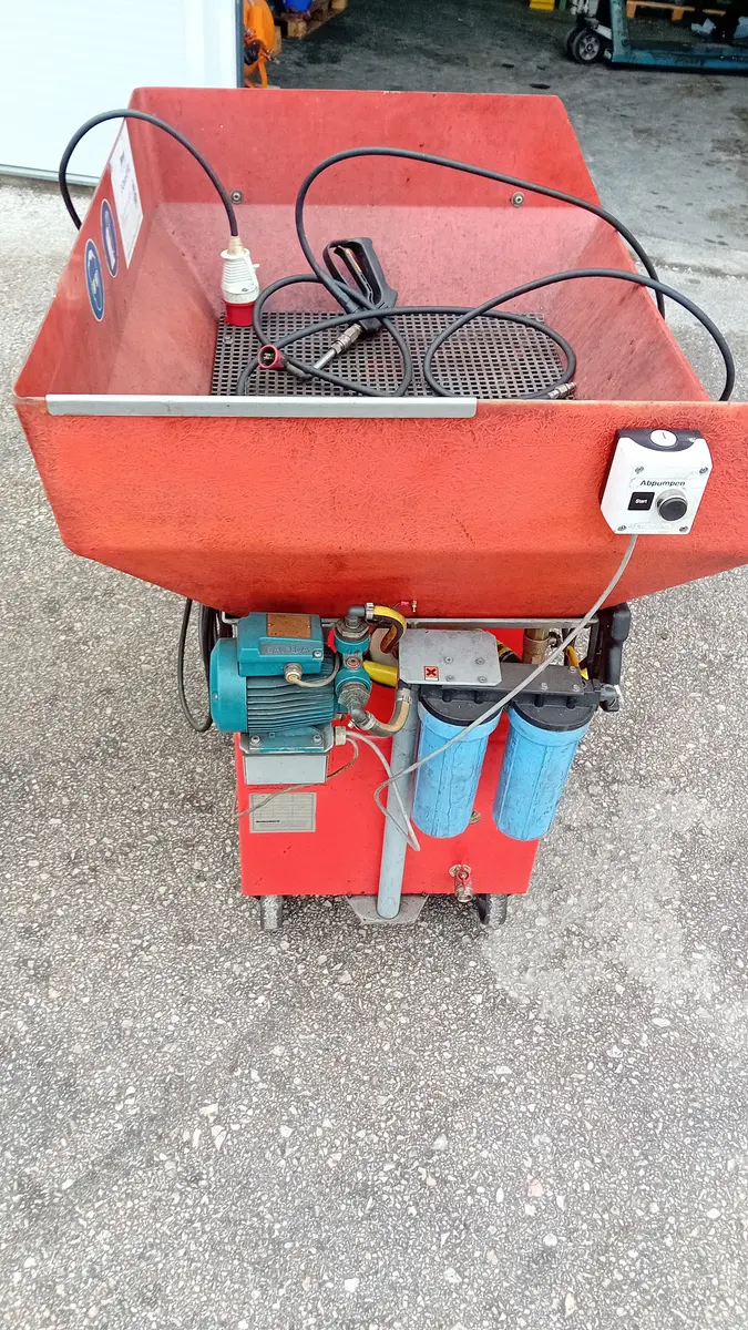 Mašina za pranje pod pritiskom 1000SR  Sto za čišćenje delova , godište 2001 • 5