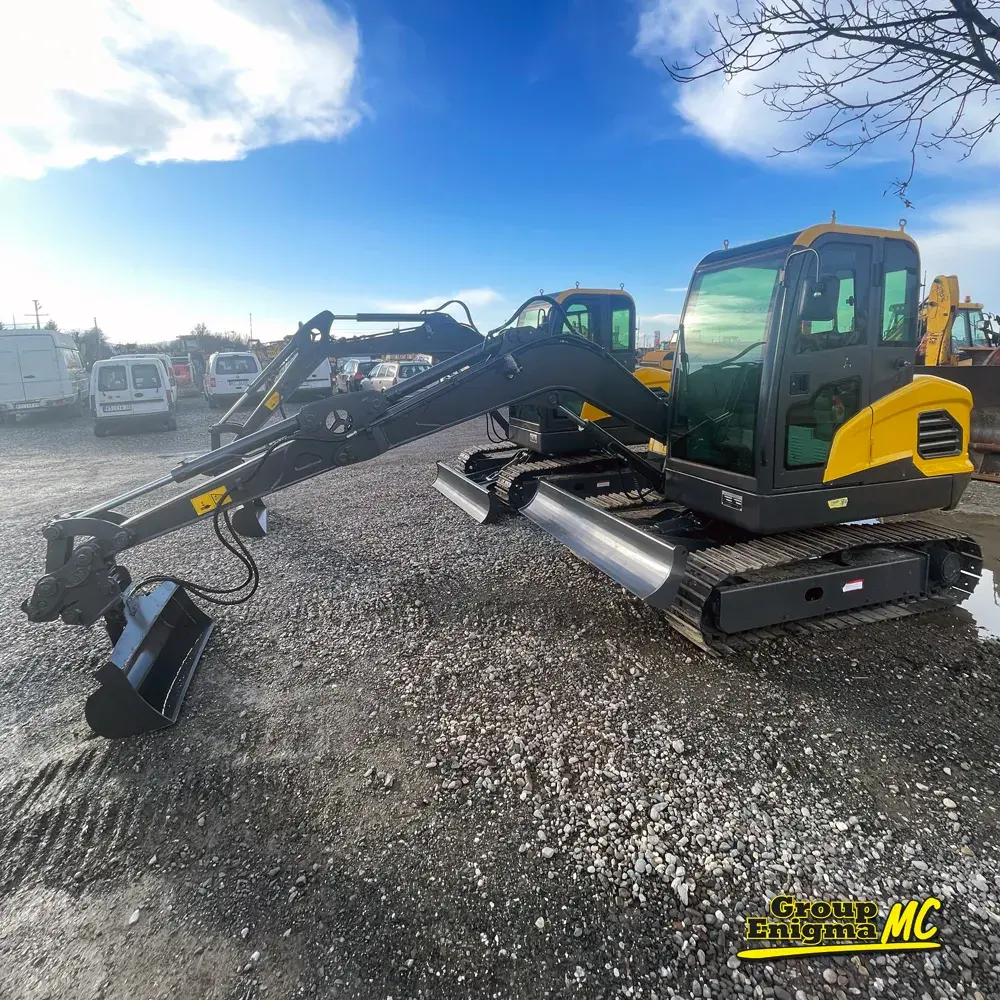 Mini bager Rippa • R355, godište 2024 • 2