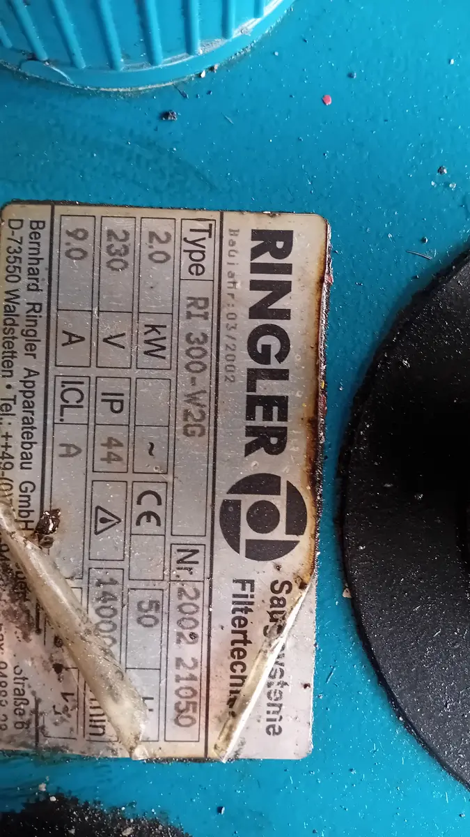 Usisivač za suvo i mokro čišćenje Ringler • Industrijski usisivač, godište 2002 • 8