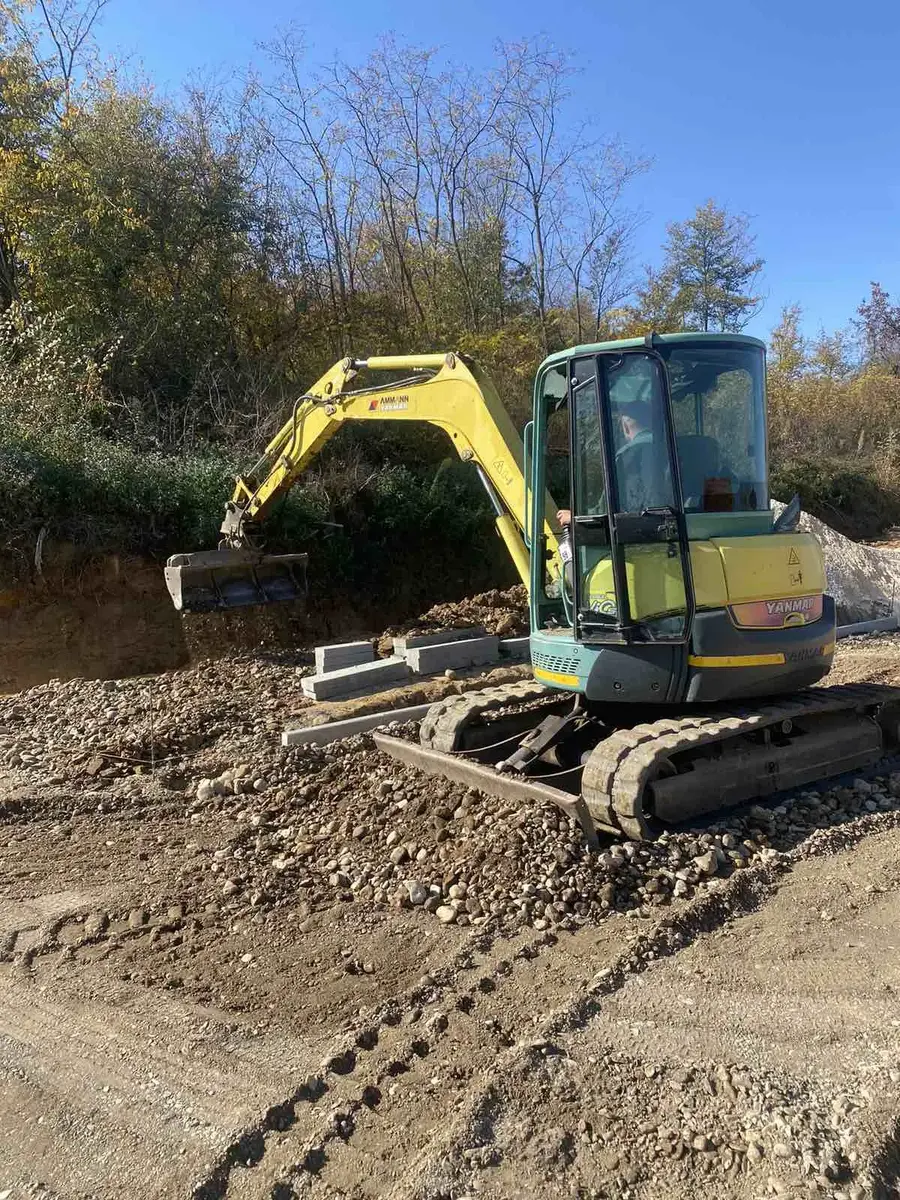 None Iskop mini bagerom  • 1