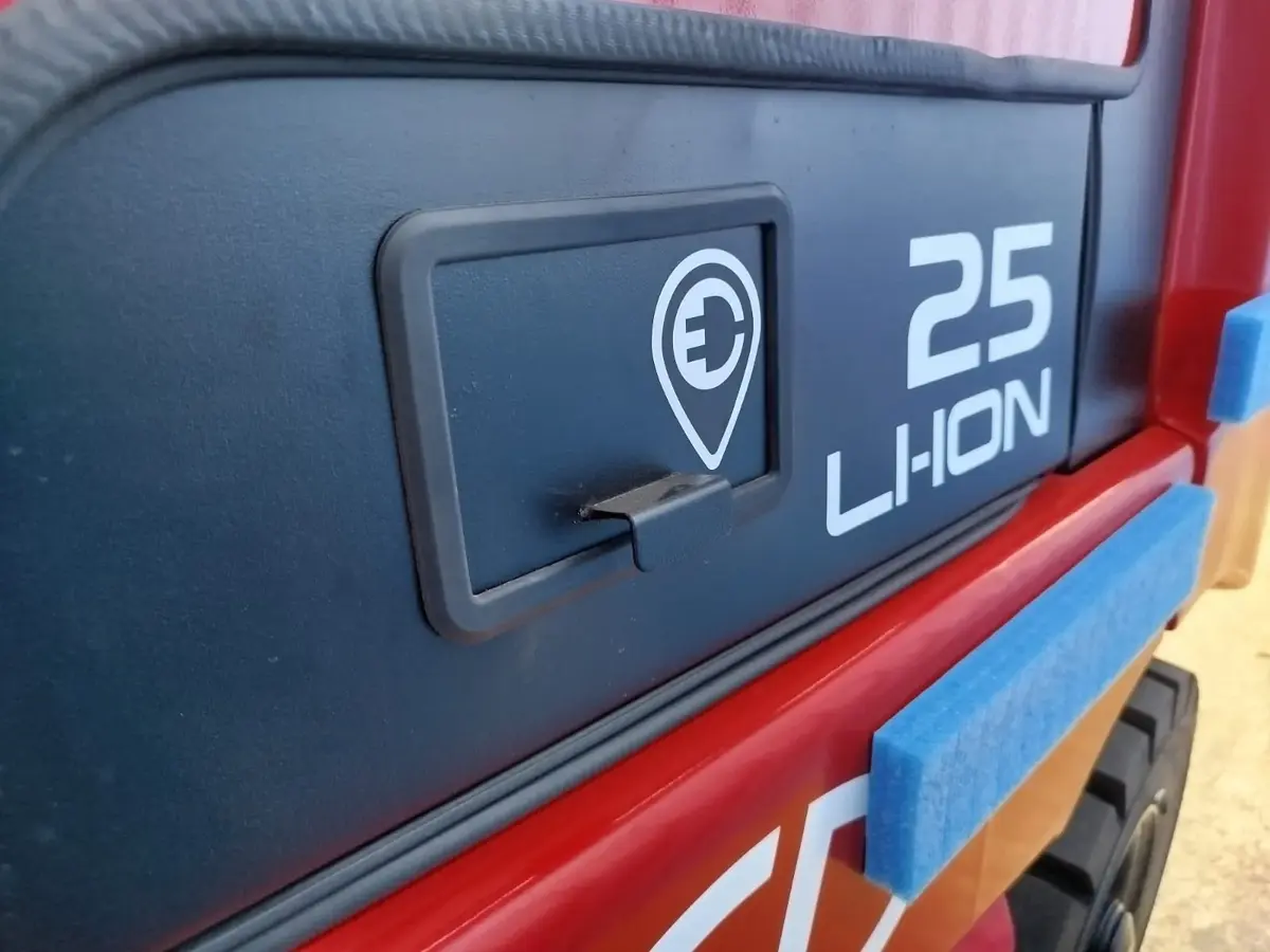 Električni viljuškar EP Equipment • EFL252, godište 2025 • 8