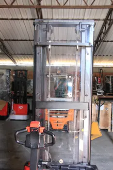 Viljuškari • Električni viljuškar • EP Equipment • WSA121