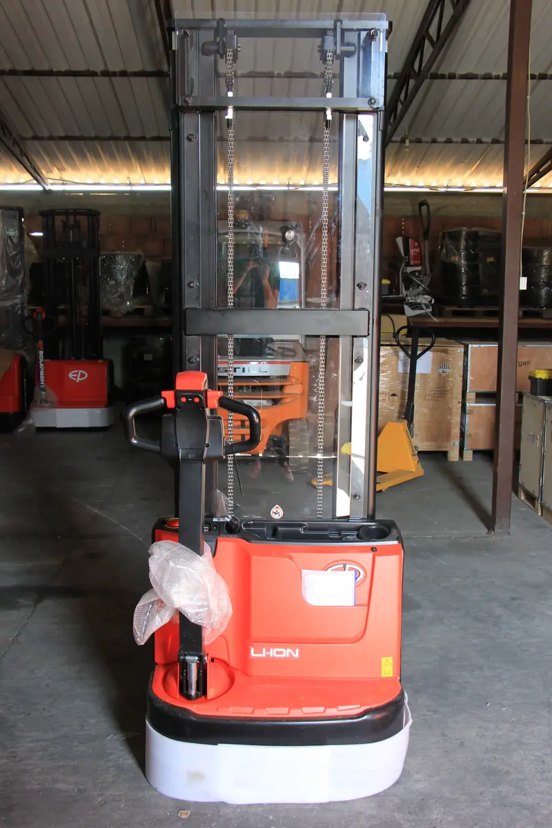 Električni viljuškar EP Equipment • ESA121, godište 2025 • 2