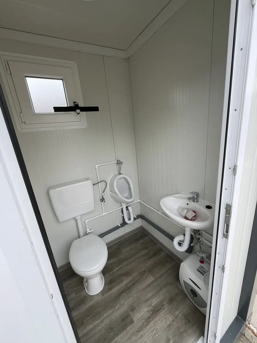 Stambeno-poslovni kontejner Varmus • Toalet, godište 2025 • 4