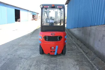 Dizel viljuškar EP Equipment • EP CPCD15T8-S4Q2, godište 2025 • slika 2