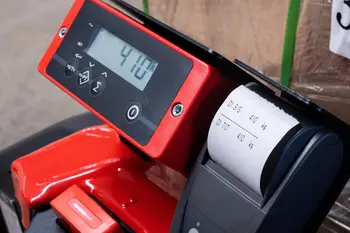 Električni viljuškar EP Equipment • Elektro paletar F4 sa vagom, godište 2025 • slika 3