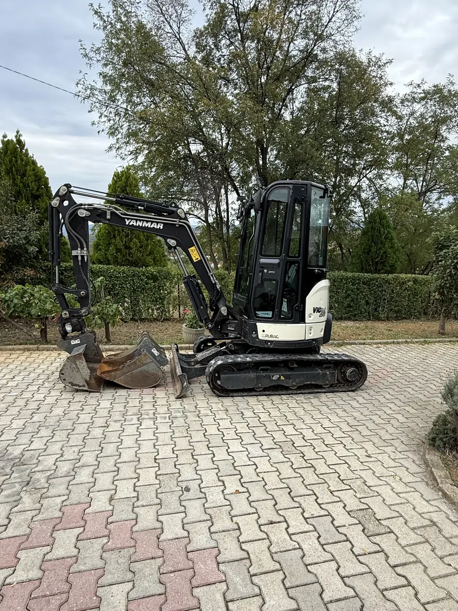 Mini bager Yanmar • Vio 26-6, godište 2020 • 18