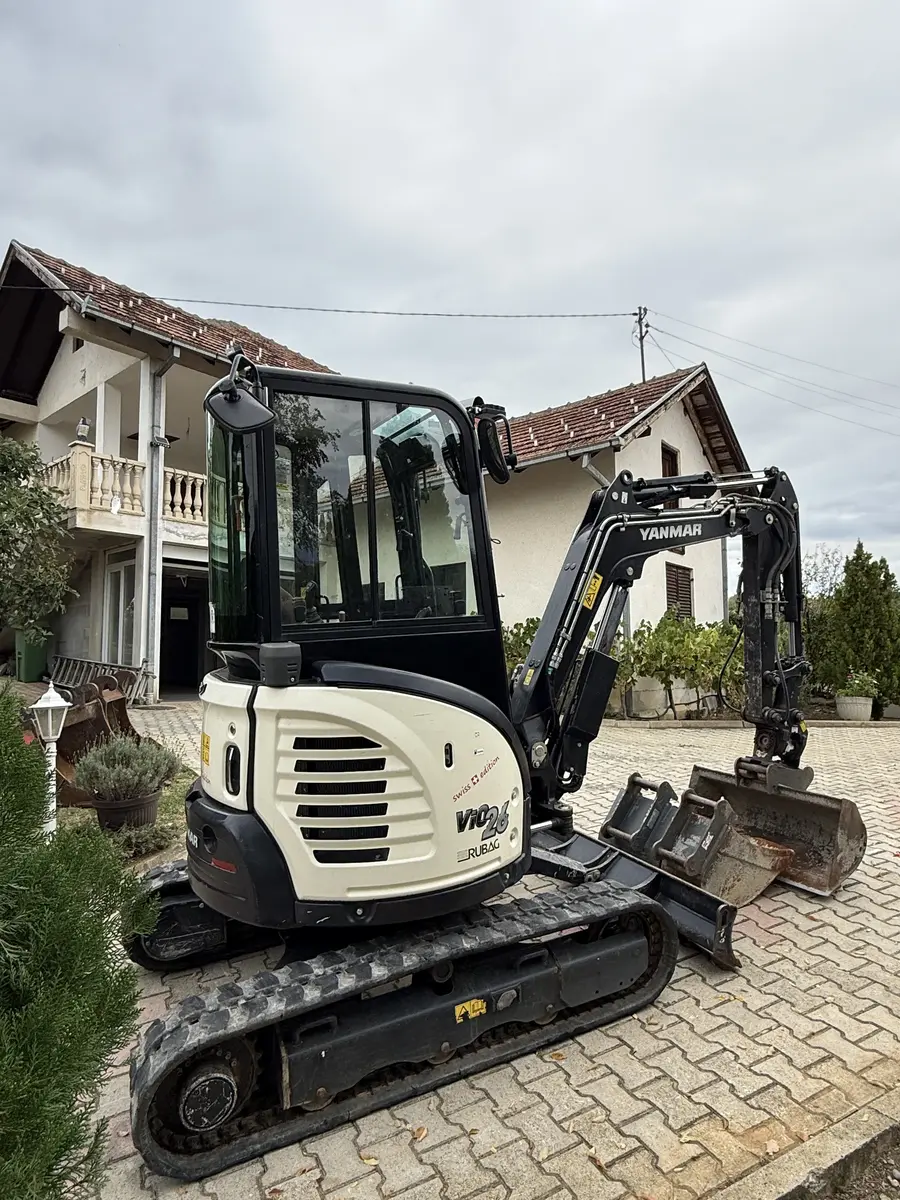 Mini bager Yanmar • Vio 26-6, godište 2020 • 17
