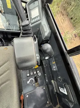 Mini bager Yanmar • Vio 26-6, godište 2020 • slika 5