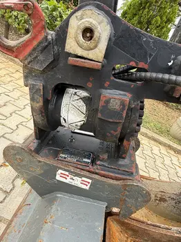 Mini bager Yanmar • Vio 26-6, godište 2020 • slika 12