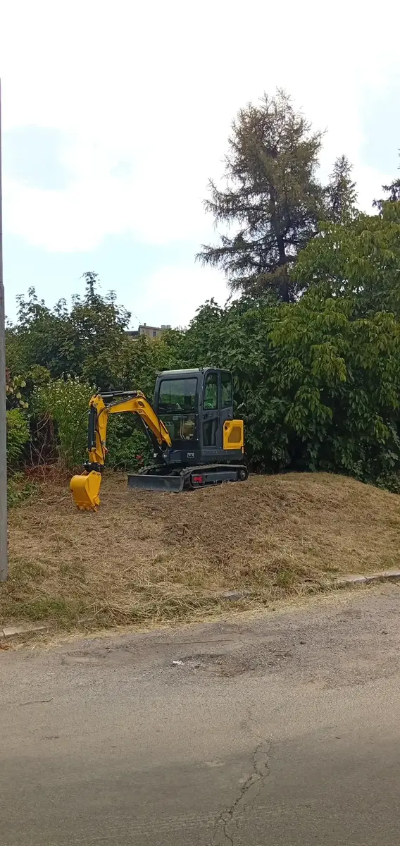 Mini bager Rippa • R330, godište 2025 • 4