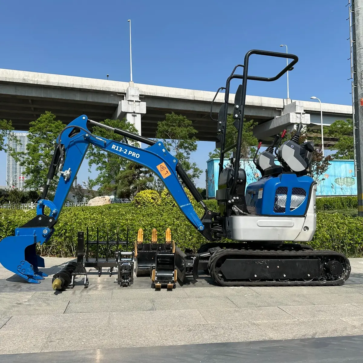 Mini bager Rippa • Mini Bager R13-2 PRO Rippa 1200kg, godište 2025 • 1