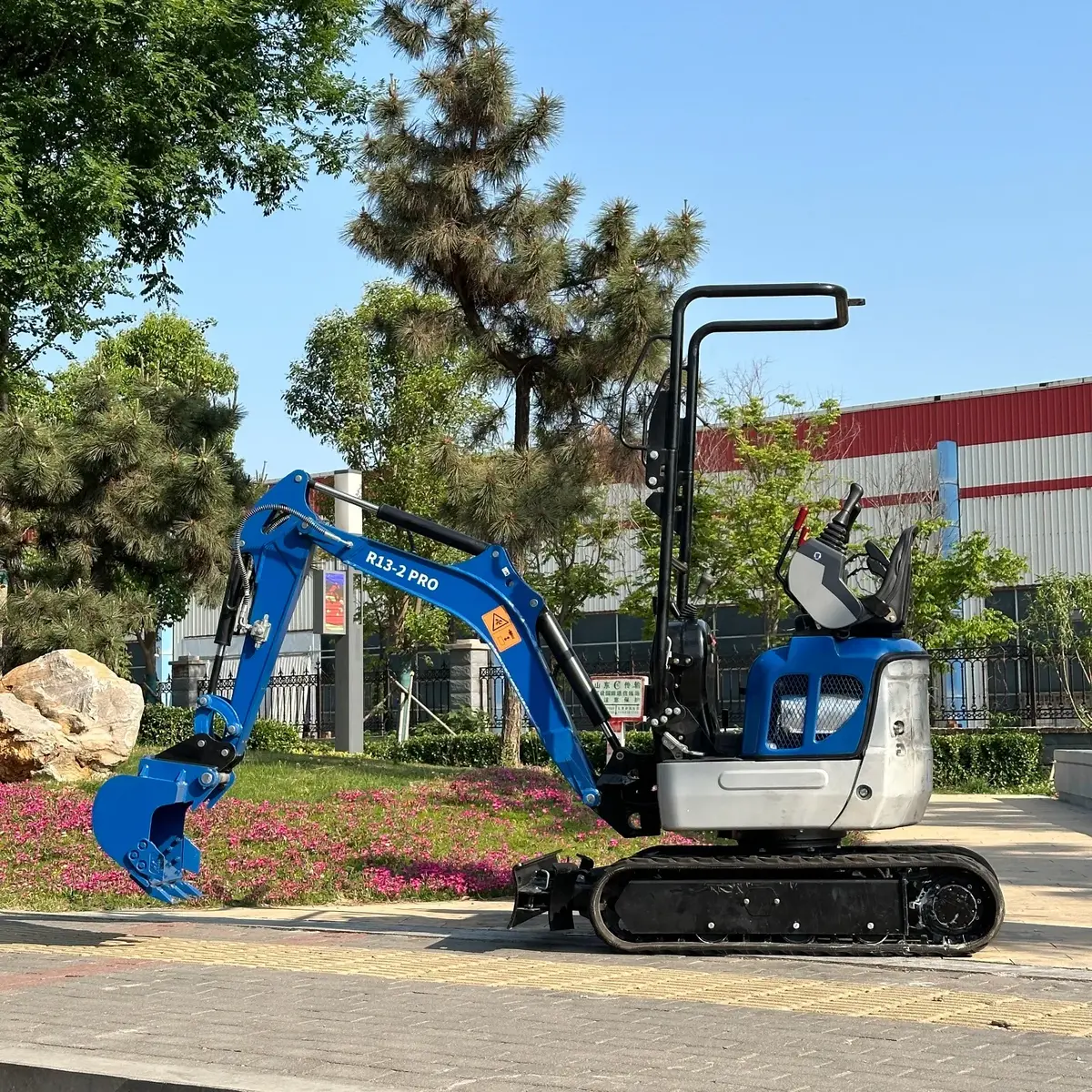 Mini bager Rippa • Mini Bager R13-2 PRO Rippa 1200kg, godište 2025 • 4