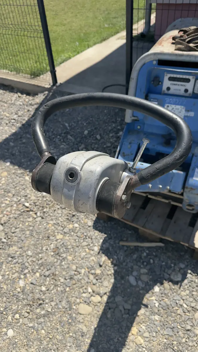 Vibro ploča WeberMT • CR 8 600kg, godište 2014 • 6