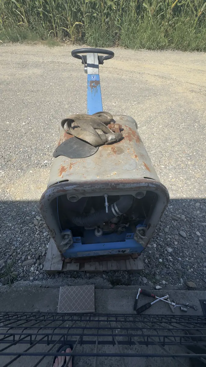 Vibro ploča WeberMT • CR 8 600kg, godište 2014 • 9