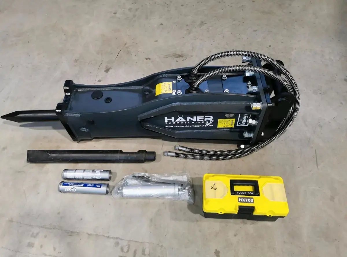 None Hidraulicni Cekici za Bagere od 0,8t do 16t NOVO, godište 2024 • 12