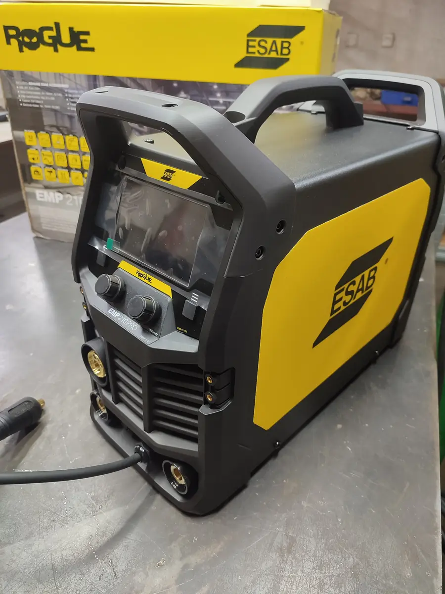 Aparat za zavarivanje ESAB • Esab rogue emp 210 • 10