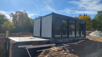 None Stambeni kotejneri • slika 2