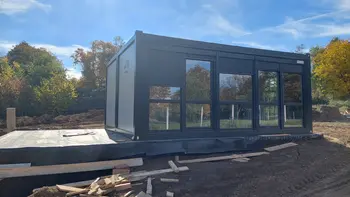 None Stambeni kotejneri • slika 2