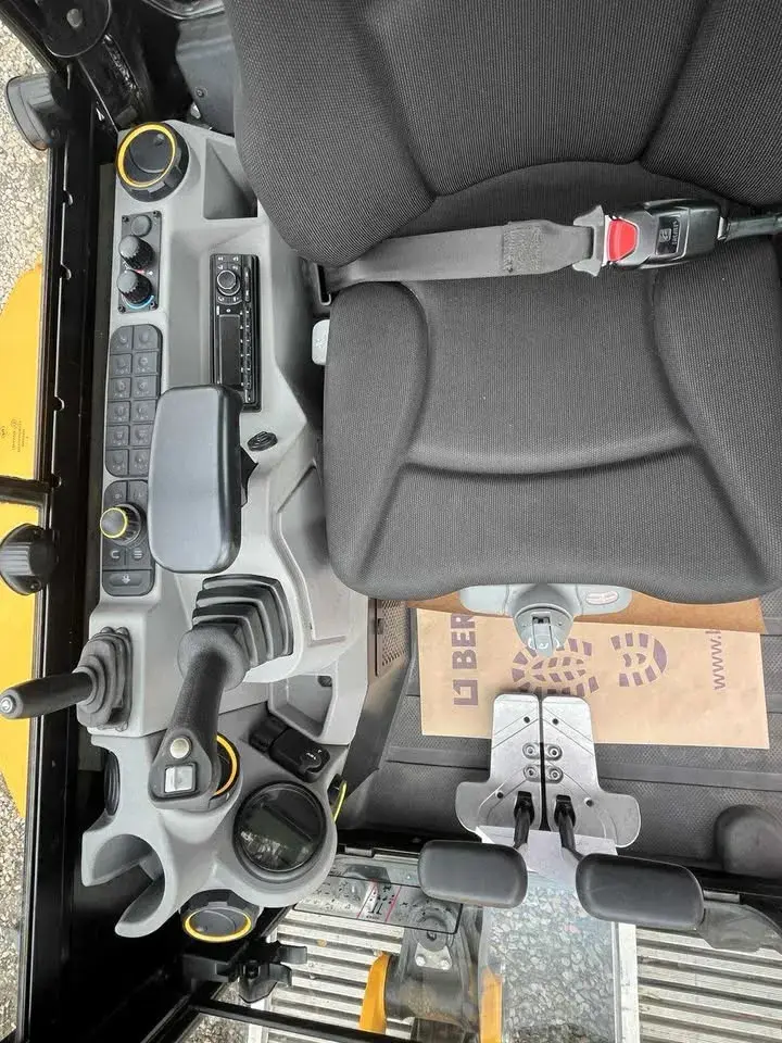 Mini bager JCB • 25Z-1, godište 2025 • 7