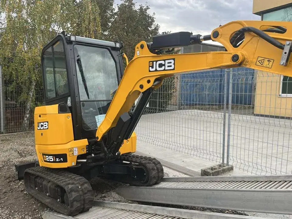 Mini bager JCB • 25Z-1, godište 2025 • 10