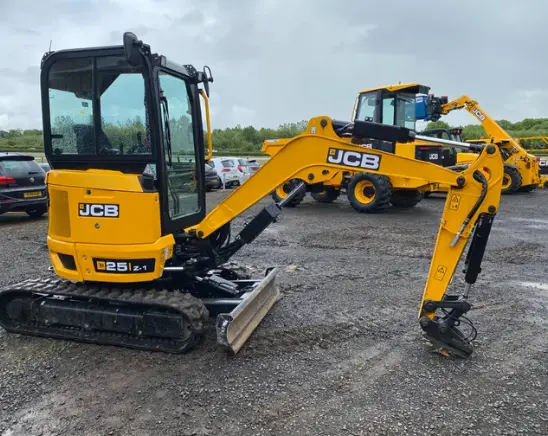 Mini bager JCB • 25Z-1 Plus, godište 2025 • 1