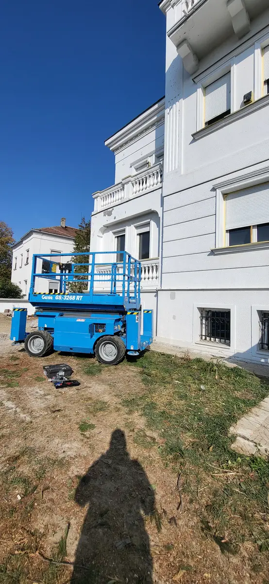 Makazasta platforma Genie • 3268 RT, godište 2008 • 2