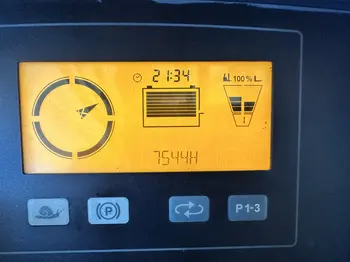 Električni viljuškar Jungheinrich • ETV216, godište 2011 • slika 5