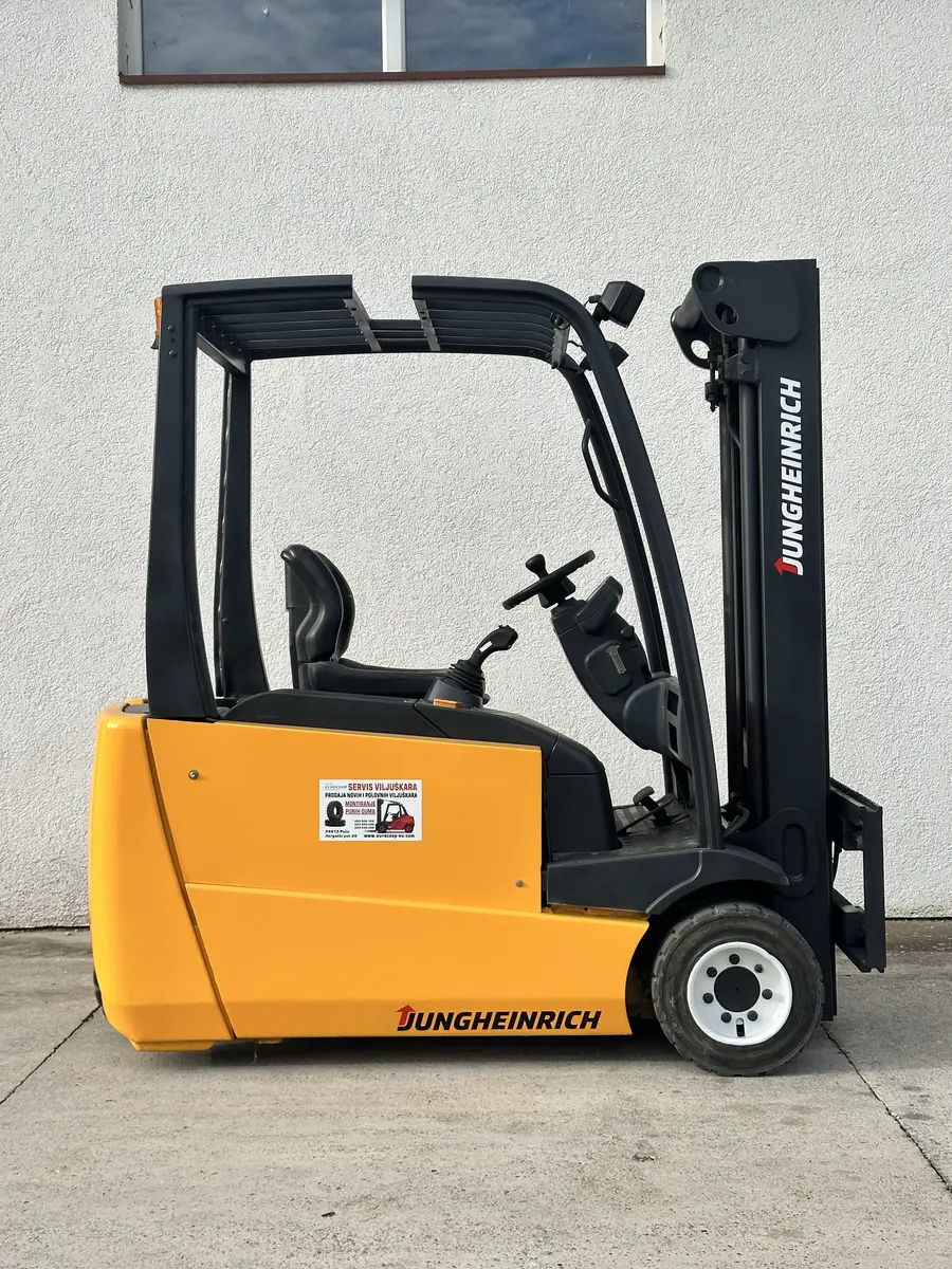 Električni viljuškar Jungheinrich • EFG220, godište 2006 • 5