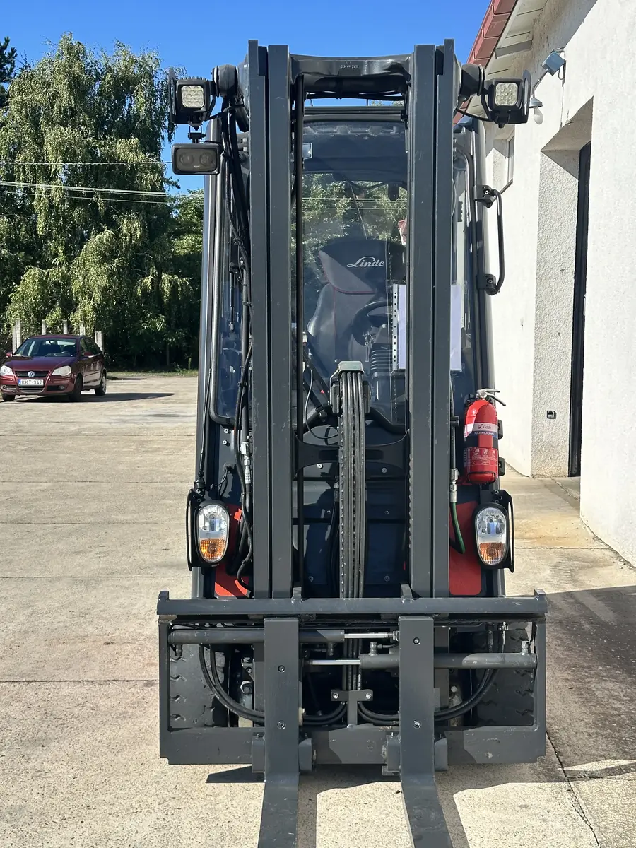 Električni viljuškar Linde • E20 EVO TRIPLEX, godište 2018 • 3