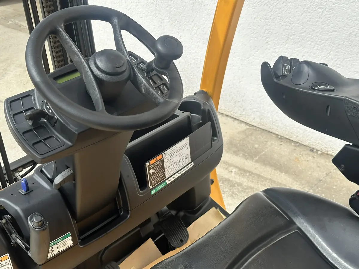 Gasni viljuškar Hyster • H1.6FT, godište 2016 • 4